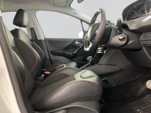 Peugeot 208 1.2T Puretech GT Line automatic 5-Door - Image 20