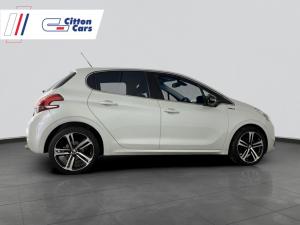 Peugeot 208 1.2T Puretech GT Line automatic 5-Door - Image 7