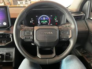 Toyota Hilux 2.8GD-6 double cab Raider 4x4 - Image 23