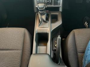 Toyota Hilux 2.8GD-6 double cab Raider 4x4 - Image 29