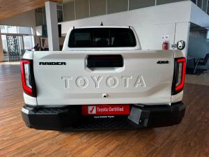 Toyota Hilux 2.8GD-6 double cab Raider 4x4 - Image 5
