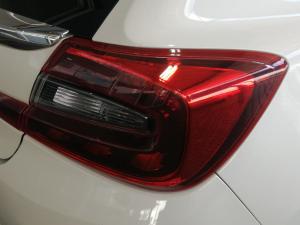 Suzuki Baleno 1.5 GLX manual - Image 20
