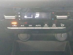 Suzuki Baleno 1.5 GLX manual - Image 22