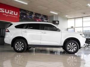 Isuzu mu-X 1.9TD LS - Image 10