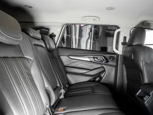 Isuzu mu-X 1.9TD LS - Image 28