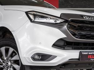 Isuzu mu-X 1.9TD LS - Image 3