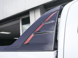 Isuzu D-Max 3.0TD double cab V-Cross 4x4 - Image 16