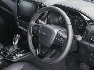 Isuzu D-Max 3.0TD double cab V-Cross 4x4 - Image 20