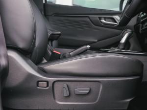 Isuzu D-Max 3.0TD double cab V-Cross 4x4 - Image 22
