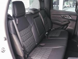 Isuzu D-Max 3.0TD double cab V-Cross 4x4 - Image 25