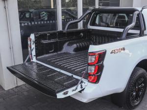 Isuzu D-Max 1.9TD double cab LS X-Rider 4x4 auto - Image 7