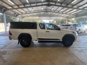 Toyota Hilux 2.4GD-6 Xtra cab Raider auto - Image 3