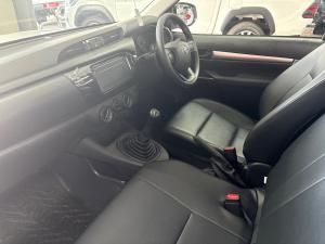 Toyota Hilux 2.4GD single cab S (aircon) - Image 7