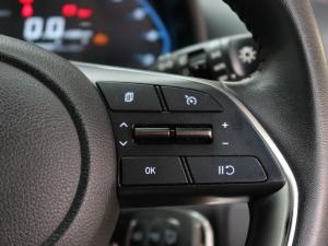 Hyundai i20 1.0T Fluid manual - Image 10
