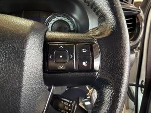 Toyota Hilux 2.8GD-6 Xtra cab 4x4 Legend 50 - Image 10