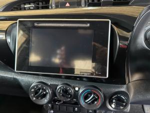 Toyota Hilux 2.8GD-6 Xtra cab 4x4 Legend 50 - Image 14
