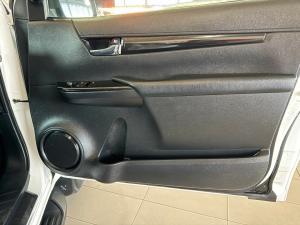 Toyota Hilux 2.8GD-6 Xtra cab 4x4 Legend 50 - Image 22