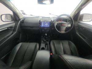 Isuzu D-MAX 250 HO X-RIDER D/C - Image 8