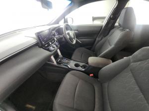 Toyota Corolla Cross 1.8 XI - Image 9