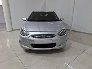 Hyundai Accent sedan 1.6 Fluid - Image 4