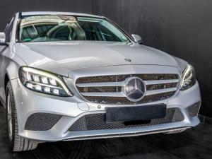 Mercedes-Benz C-Class C180 - Image 12