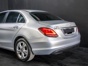 Mercedes-Benz C-Class C180 - Image 9