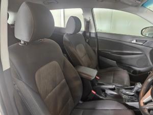 Hyundai Tucson 2.0 Premium auto - Image 9