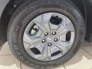 Mahindra XUV 3XO 1.2T MX2 auto - Image 11