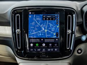 Volvo XC40 B4 Plus Dark - Image 14