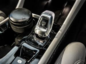 Volvo XC40 B4 Plus Dark - Image 19