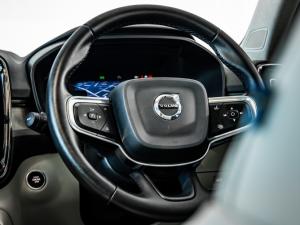 Volvo XC40 B4 Plus Dark - Image 23