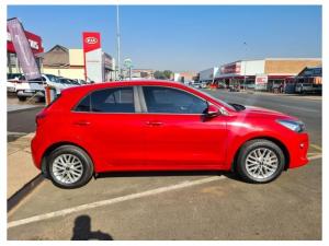 Kia Rio hatch 1.4 LX - Image 2