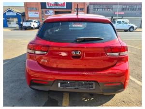 Kia Rio hatch 1.4 LX - Image 3