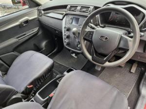 Mahindra KUV100 Nxt 1.2TD D75 K6+ - Image 13
