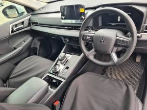 Mitsubishi Outlander 2.5 GLS - Image 14