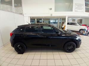 Suzuki Baleno 1.5 GL manual - Image 2