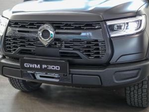 GWM P300 2.4T double cab LTD 4x4 - Image 4