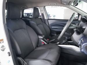 Suzuki Baleno 1.5 GLX auto - Image 13