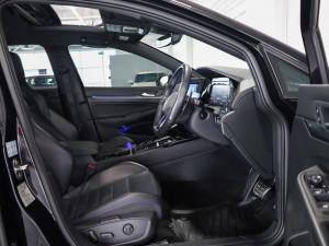 Volkswagen Golf R - Image 16