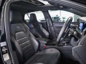 Volkswagen Golf R - Image 17