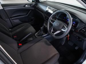 Volkswagen T-Cross 1.0TSI auto - Image 9