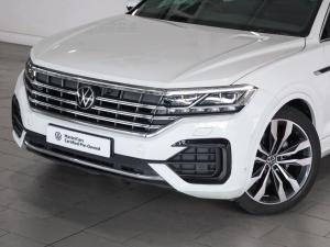 Volkswagen Touareg V6 TDI Executive R-Line - Image 3