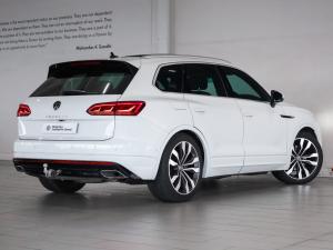 Volkswagen Touareg V6 TDI Executive R-Line - Image 8