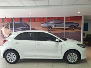Kia Rio hatch 1.2 LS - Image 4