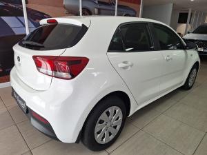 Kia Rio hatch 1.2 LS - Image 5