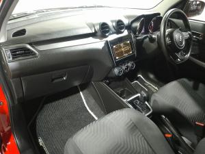 Suzuki Swift 1.2 GLX auto - Image 10