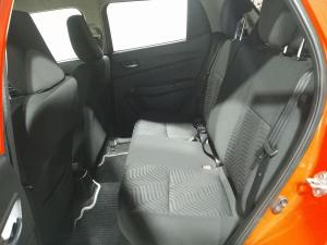 Suzuki Swift 1.2 GLX auto - Image 13