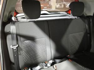 Suzuki Swift 1.2 GLX auto - Image 14