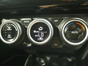 Suzuki Swift 1.2 GLX auto - Image 24