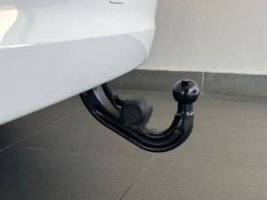 Land Rover Discovery D350 Dynamic HSE - Image 10